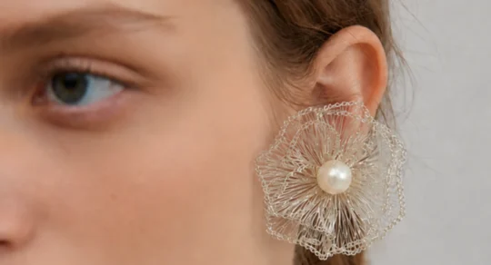 OREYNE Botanical White Rockrose Earrings – close-up detail
