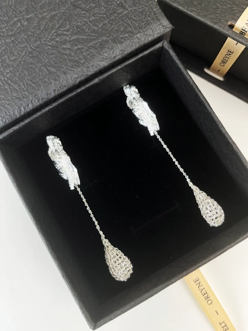 OREYNE Dewdrop Bud long drop earrings
