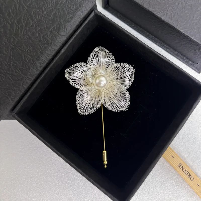 White Balloon Flower Pearl Center Brooch detail